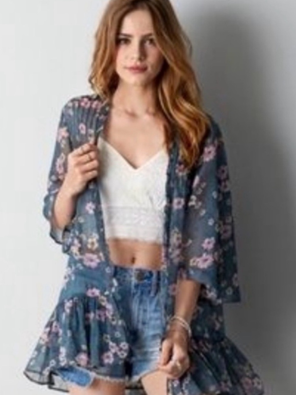 American Eagle Outfitters women’s size medium shear floral kimono cover-up